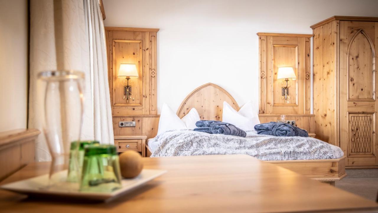 Anthony'S Alpin Hotel Garni Lech am Arlberg Bagian luar foto