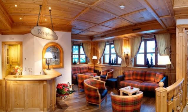 Anthony'S Alpin Hotel Garni Lech am Arlberg Bagian luar foto